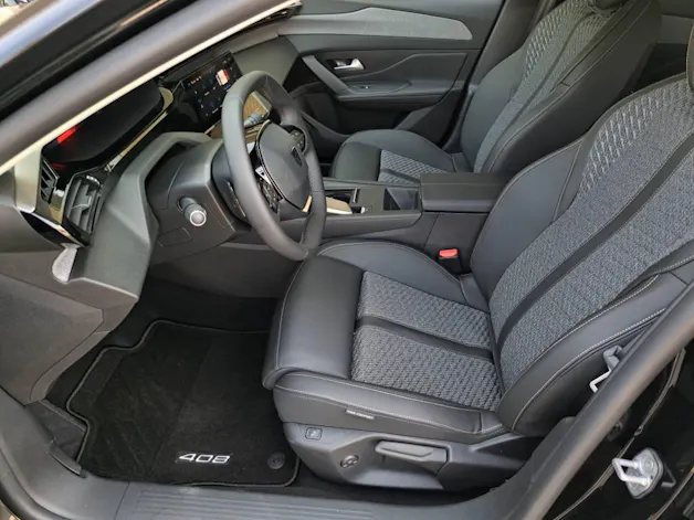 Peugeot 408 1.6 PHEV 240cv Allure