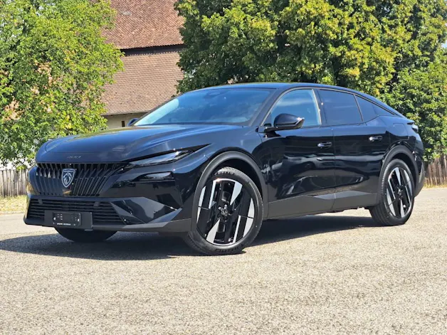 Peugeot 408 1.6 PHEV 240cv Allure
