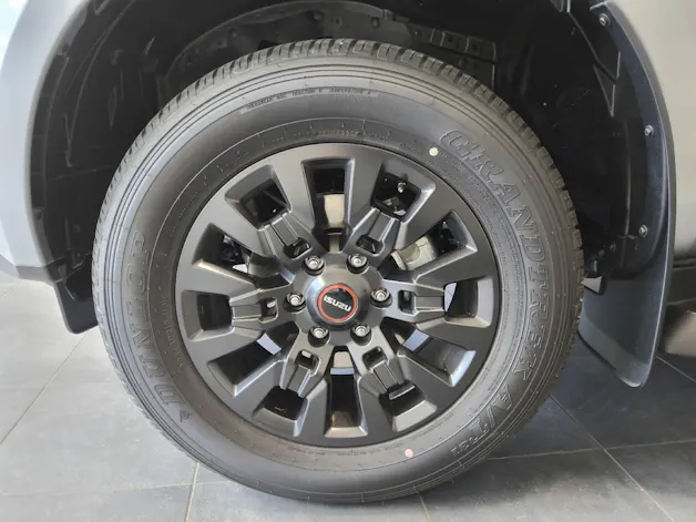ISUZU D-Max Crew Pick-up 2.2 DDi Nitro Sport 4x4