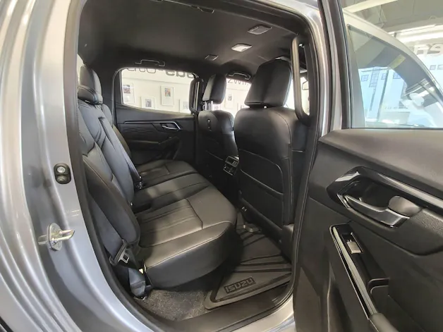 ISUZU D-Max Crew Pick-up 2.2 DDi Nitro Sport 4x4