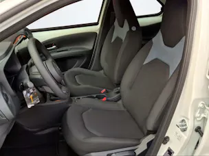 Toyota Aygo X 1.5 VVT-i HSD Comfort
