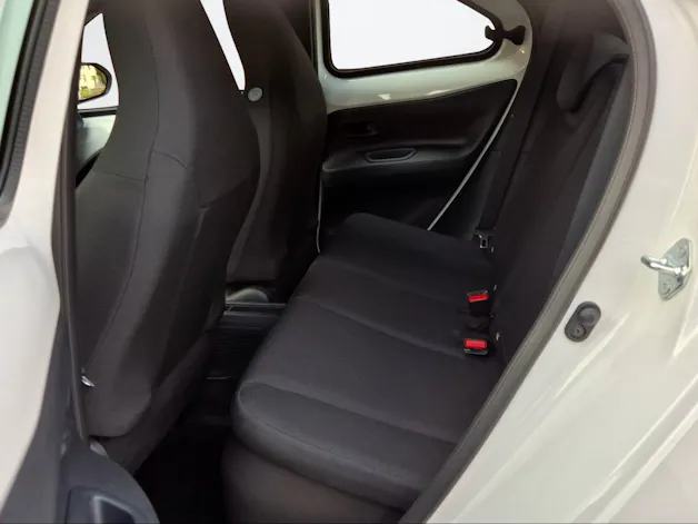 Toyota Aygo X 1.5 VVT-i HSD Comfort