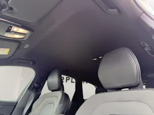 VOLVO XC60 2.0 B4 MH R-Design AWD