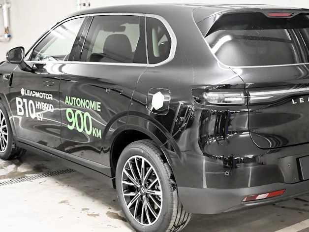 Leapmotor B10 1.5 Hybrid EV