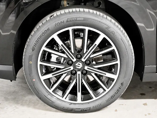 Leapmotor B10 1.5 Hybrid EV