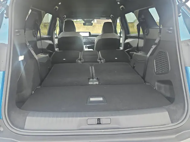 Peugeot 5008 1.2 mHY 145PS Allure Premium
