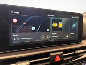 https://vehicle.imgix.net/4419509/17d72162-297e-493e-8606-5f4a422edd8e.jpg