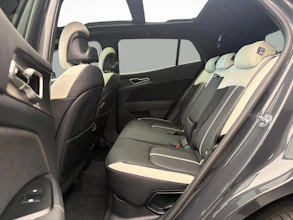 https://vehicle.imgix.net/4419509/abe045a8-fb32-4b63-b3cf-787635318312.jpg