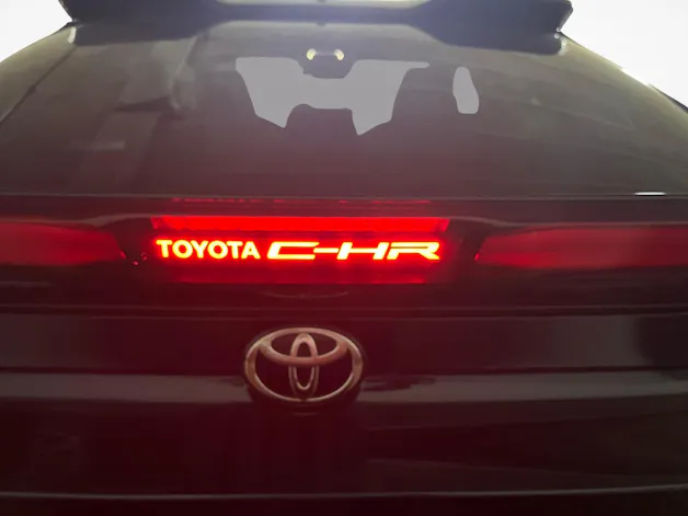 Toyota C-HR 2.0 PHEV Swiss Edition