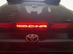 Fahrzeugbild TOYOTA C-HR 2.0 PHEV Swiss Edition