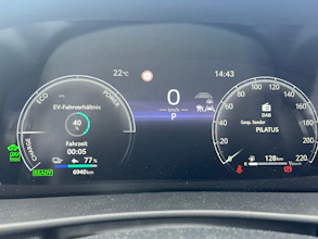 https://vehicle.imgix.net/4419522/fefda1e2-1a86-4e73-90b8-fec3d75a152a.jpg