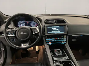 Jaguar F-Pace 2.0 T 300 R-Sport AWD