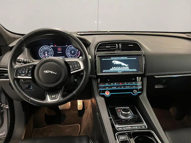 Jaguar F-Pace 2.0 T 300 R-Sport AWD