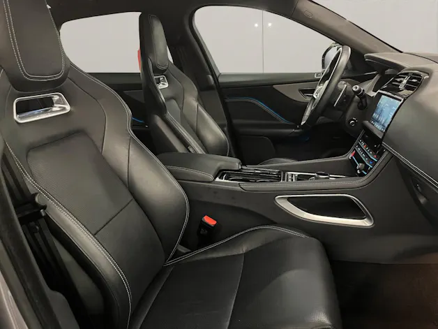 Jaguar F-Pace 2.0 T 300 R-Sport AWD