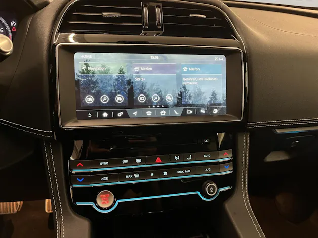 Jaguar F-Pace 2.0 T 300 R-Sport AWD