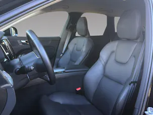 VOLVO XC60 2.0 B5 MH Plus Dark AWD