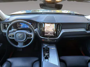 VOLVO XC60 2.0 B5 MH Plus Dark AWD