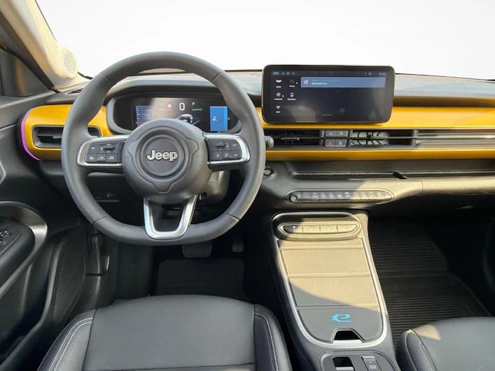 immagine del veicolo JEEP AVENGER