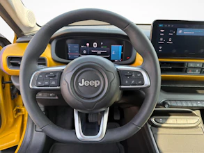 https://vehicle.imgix.net/4419548/a9c69f1a-1618-4de5-9571-753ba3e7e050.jpg