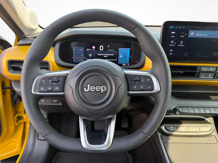 immagine del veicolo JEEP AVENGER