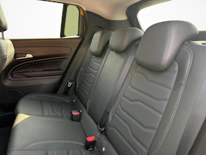 https://vehicle.imgix.net/4419548/ea9344be-b1a6-42b4-af4e-feed8c17d269.jpg