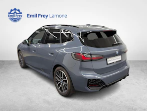https://vehicle.imgix.net/4419553/1c5be10d-0a4b-4cc4-b3e7-d70e437b616c.jpg