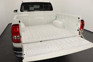 Fahrzeugbild TOYOTA Hilux Double Cab.-Pick-up 2.8 D-4D MHEV 204 Style