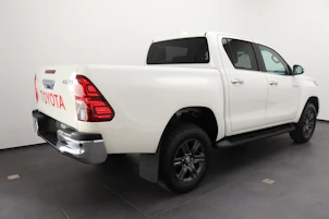 Fahrzeugbild TOYOTA Hilux Double Cab.-Pick-up 2.8 D-4D MHEV 204 Style