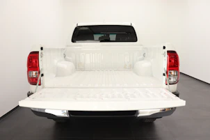 Fahrzeugbild TOYOTA Hilux Double Cab.-Pick-up 2.8 D-4D MHEV 204 Style
