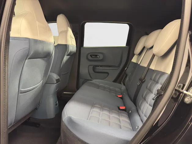 Fiat Grande Panda 1.2 Hybrid La Prima
