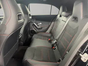 MERCEDES-BENZ A 250 AMG Line 4m