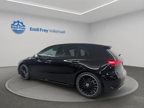 Fahrzeugbild MERCEDES-BENZ A 250 AMG Line 4m