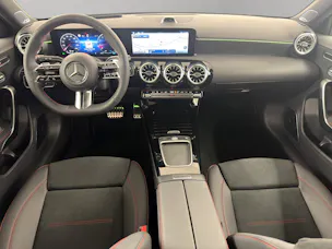 MERCEDES-BENZ A 250 AMG Line 4m
