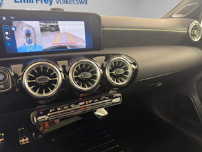 https://vehicle.imgix.net/4419619/75d3b690-150b-4f21-9fa4-47618991824f.jpg