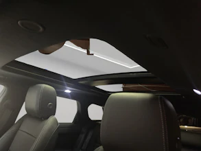 https://vehicle.imgix.net/4419623/844e6529-0465-4b77-89ae-81772bb0896a.jpg