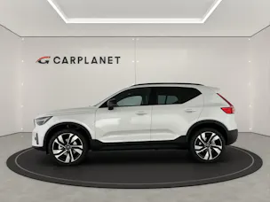 VOLVO XC40 2.0 B3 MH Plus Dark