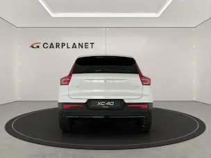 VOLVO XC40 2.0 B3 MH Plus Dark