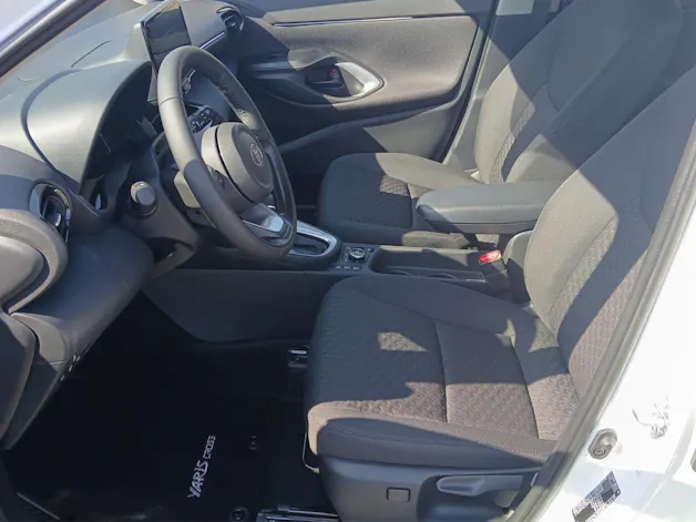 Toyota Yaris Cross 1.5 VVT-i HSD Comfort AWD-i