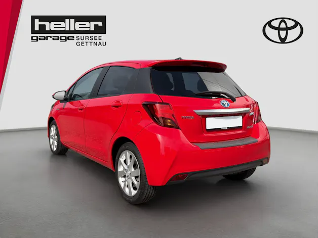 Toyota Yaris 1.5 VVT-i HSD Trend