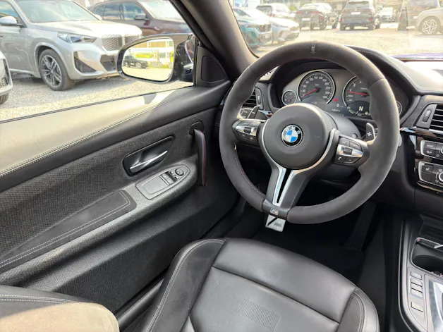 BMW M4 CS Coupé