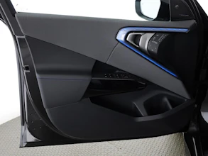 https://vehicle.imgix.net/4419677/ab9c964a-ccbe-414e-bd39-e39b0bb1d9eb.jpg