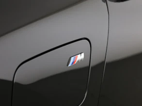 https://vehicle.imgix.net/4419677/f0e42ea7-7072-4605-a31b-dcdf7474d010.jpg