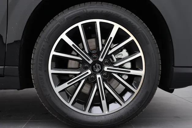 Leapmotor B10 1.5 Hybrid EV