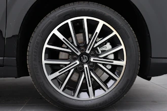https://vehicle.imgix.net/4419680/efbd030c-96b7-4908-bf9a-a1ecda28656f.JPG