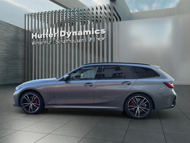 BMW 330e xDrive Touring M AERODYNAMIKPAKET