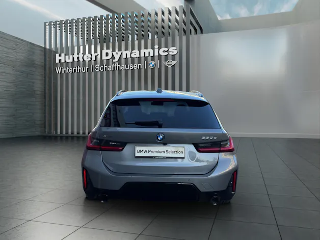 BMW 330e xDrive Touring M AERODYNAMIKPAKET
