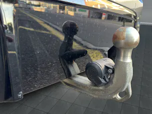 BMW 330e xDrive Touring M AERODYNAMIKPAKET