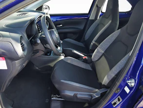 https://vehicle.imgix.net/4419707/448234ed-100e-4b26-a5f6-f381218bf622.jpg