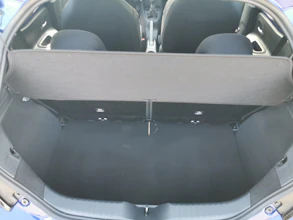 https://vehicle.imgix.net/4419707/adff9f84-03ad-43e4-b4eb-f32d57c81c1f.jpg