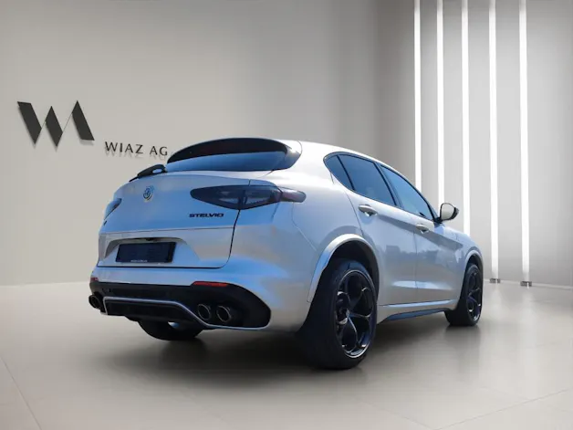 Alfa Romeo Stelvio 2.9 V6 Biturbo Q4 Quadrifoglio